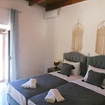 Vila Halepouri